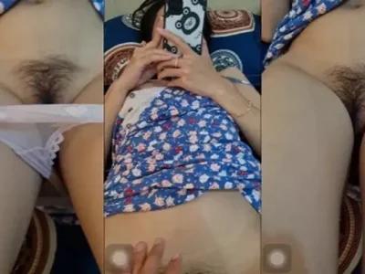 Xem video: Em dồng nhiệp vừa nt cho chồng vừa cho anh khám phá cơ thể